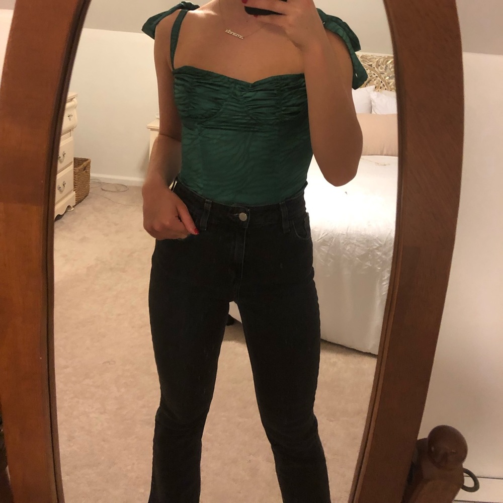 Adorable corset like top